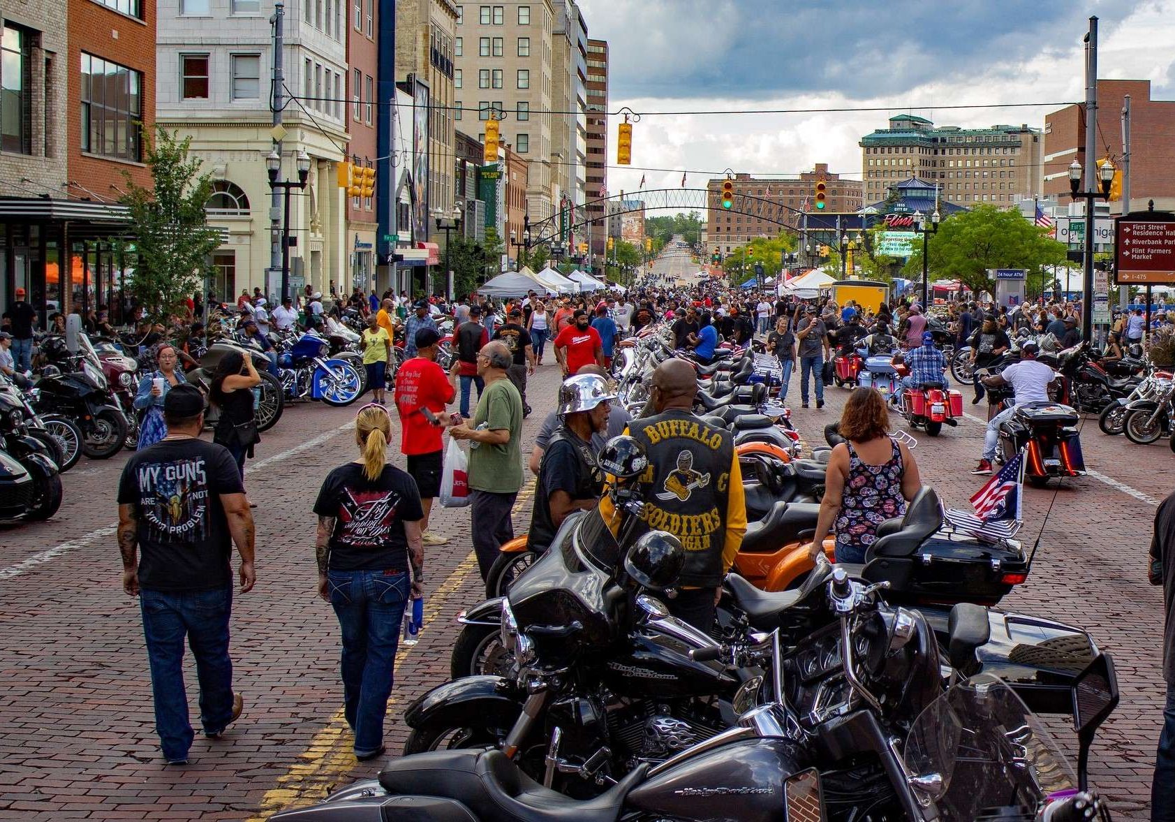 Bikes-on-the-Bricks-1